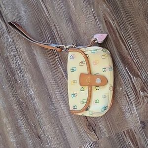 Dooney & Bourke